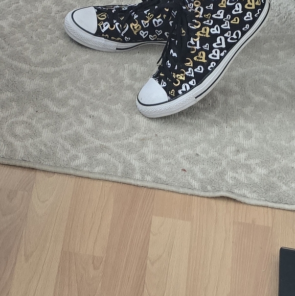 Converse Chuck Taylor all starts high black with heart - Picture 15 of 17